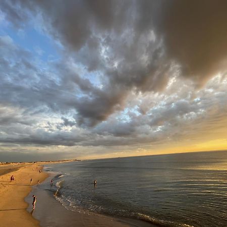 Beach Lovers Surf House - Aveiro - Praia Da Barra Buitenkant foto
